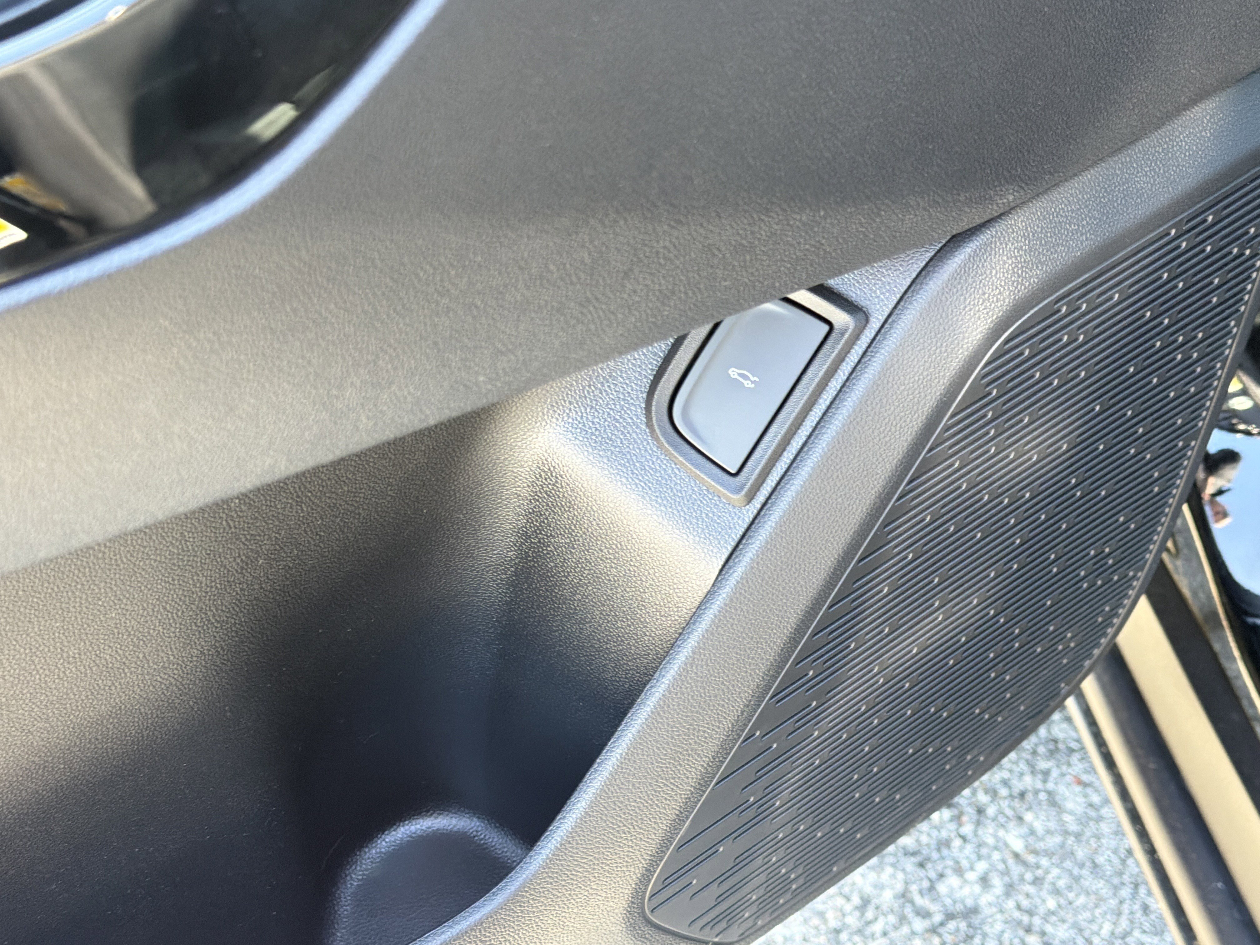 Used 2026 Chevrolet Equinox RS FWD image 11