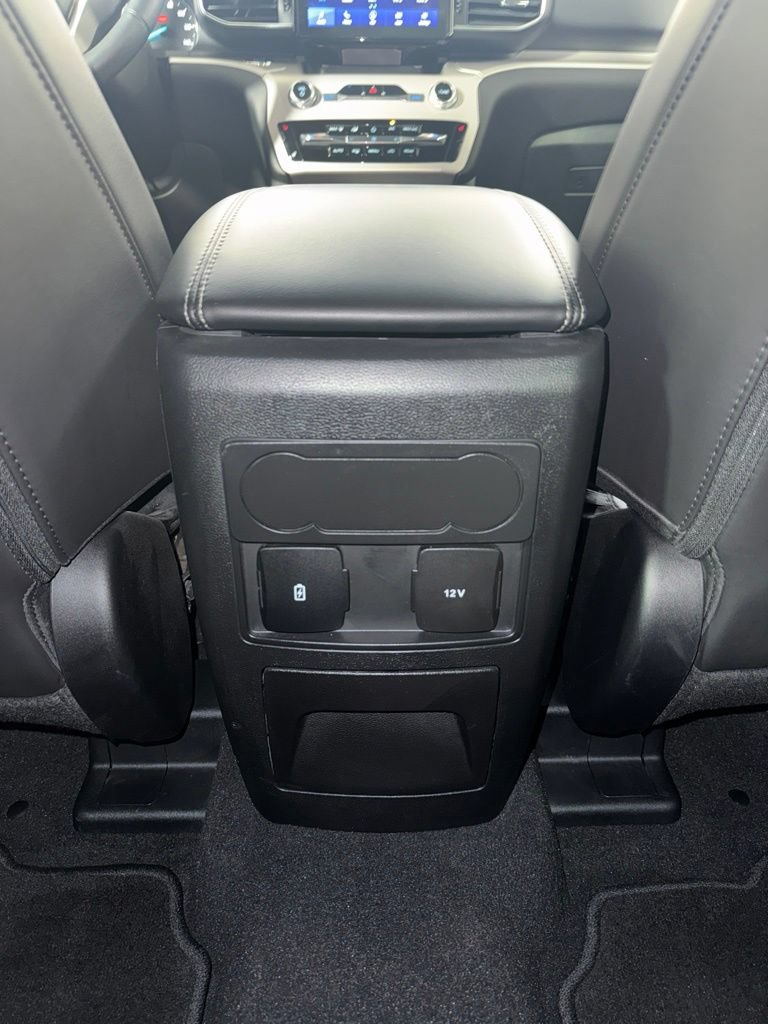 Certified 2024 Ford Explorer XLT w/ Equipment Group 202A AWD/4WD image 29