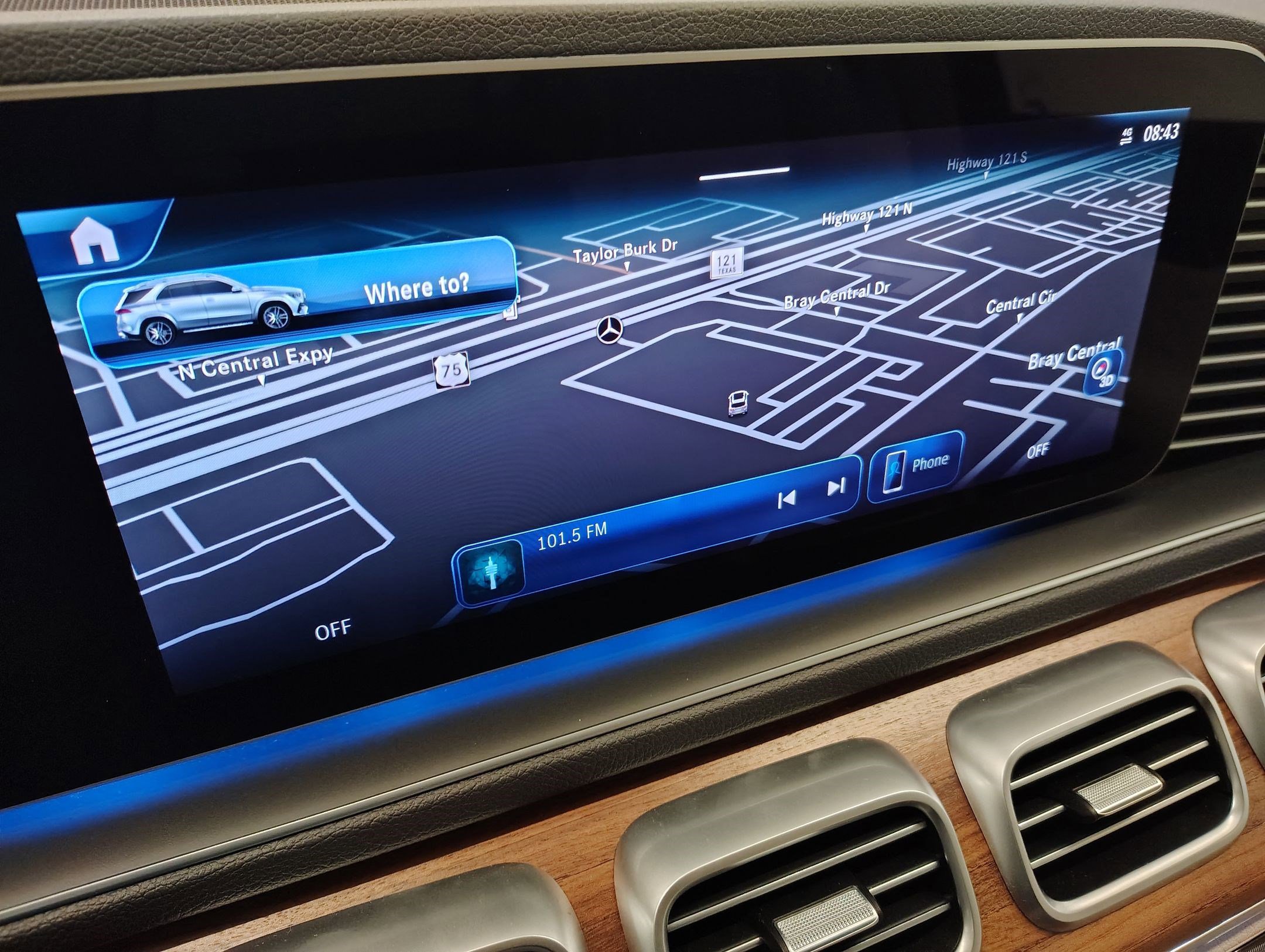 Used 2025 Mercedes-Benz GLE 350 4MATIC image 23