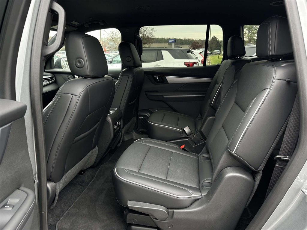 Certified 2025 Buick Enclave Preferred image 16