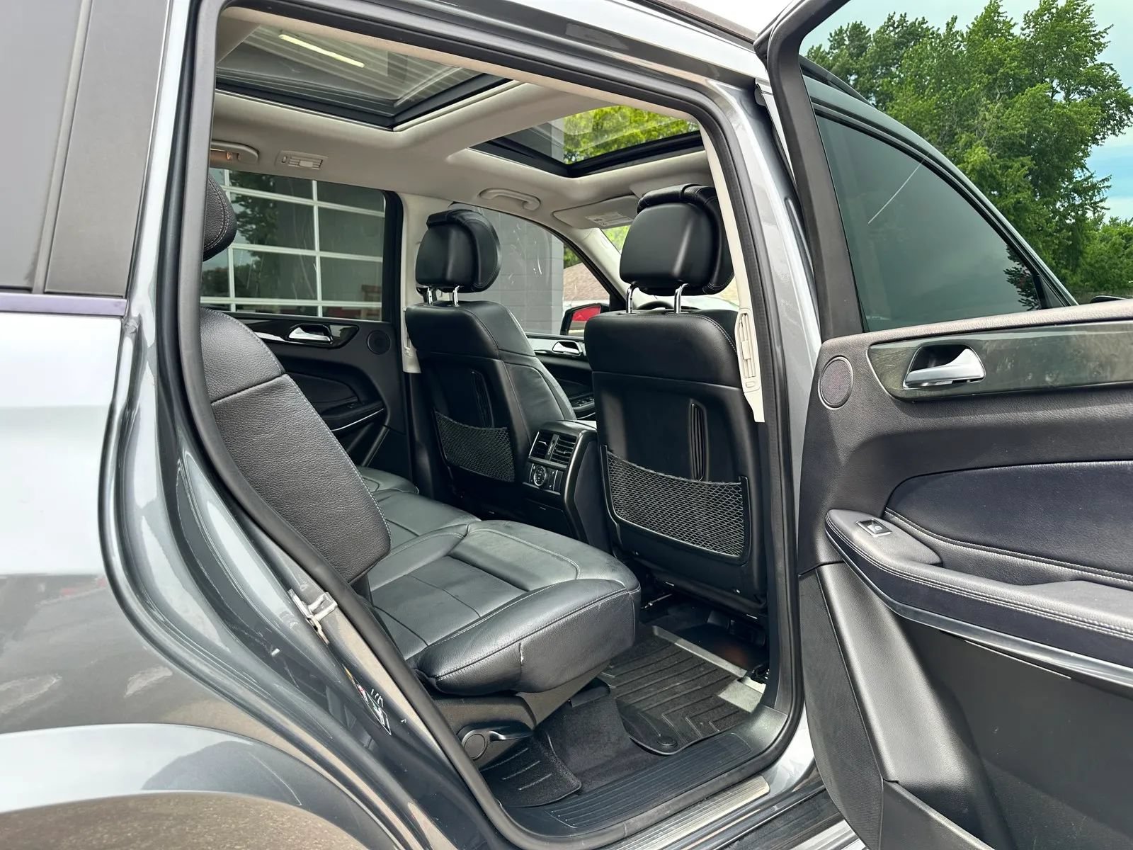 Used 2018 Mercedes-Benz GLS 550 4MATIC w/ Driver Assistance Package image 20
