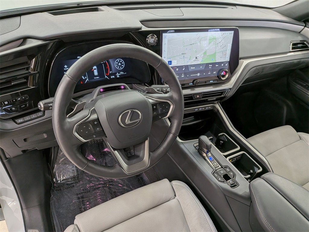 Used 2024 Lexus TX 350 AWD image 13