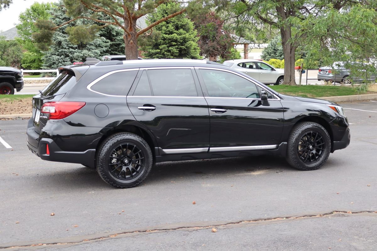 Used 2018 Subaru Outback 2.5i Touring w/ Popular Package #3 AWD/4WD image 4
