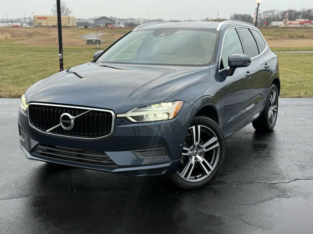 Used 2018 Volvo XC60 T5 Momentum w/ Vision Package