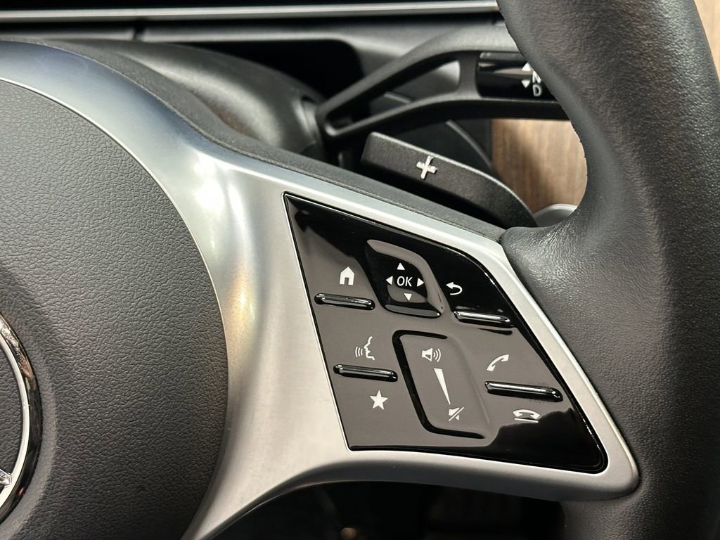 Certified 2025 Mercedes-Benz C 300 Sedan image 28