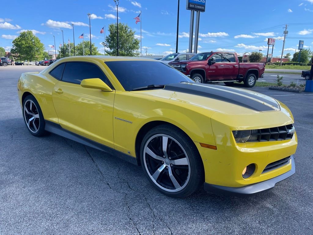 Used 2010 Chevrolet Camaro LT w/ LPO, Ground Effects Package RWD image 2