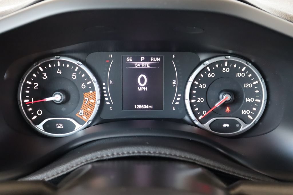 Used 2019 Jeep Renegade Latitude FWD image 22