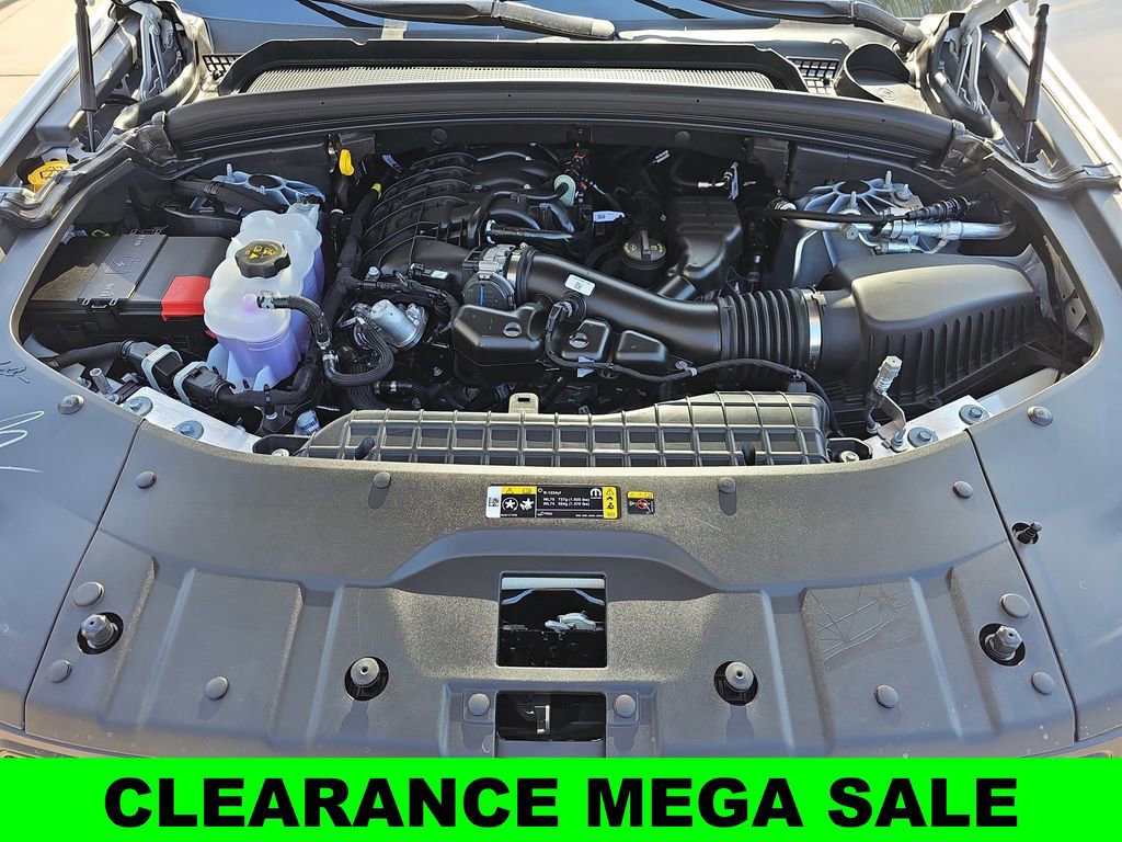 New 2025 Jeep Grand Cherokee Altitude image 32