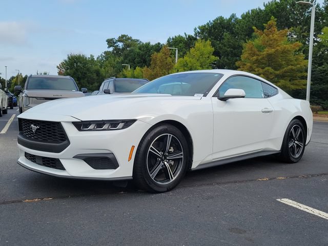 Used 2025 Ford Mustang Coupe RWD image 23