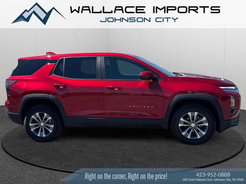 Used 2025 Chevrolet Equinox LT w/ Safety and Technology Package AWD/4WD image 6