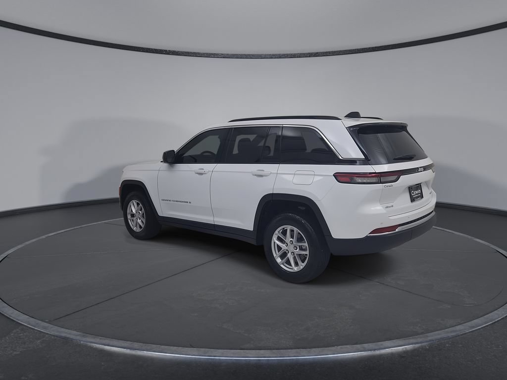 Certified 2026 Jeep Grand Cherokee Laredo X AWD/4WD image 12