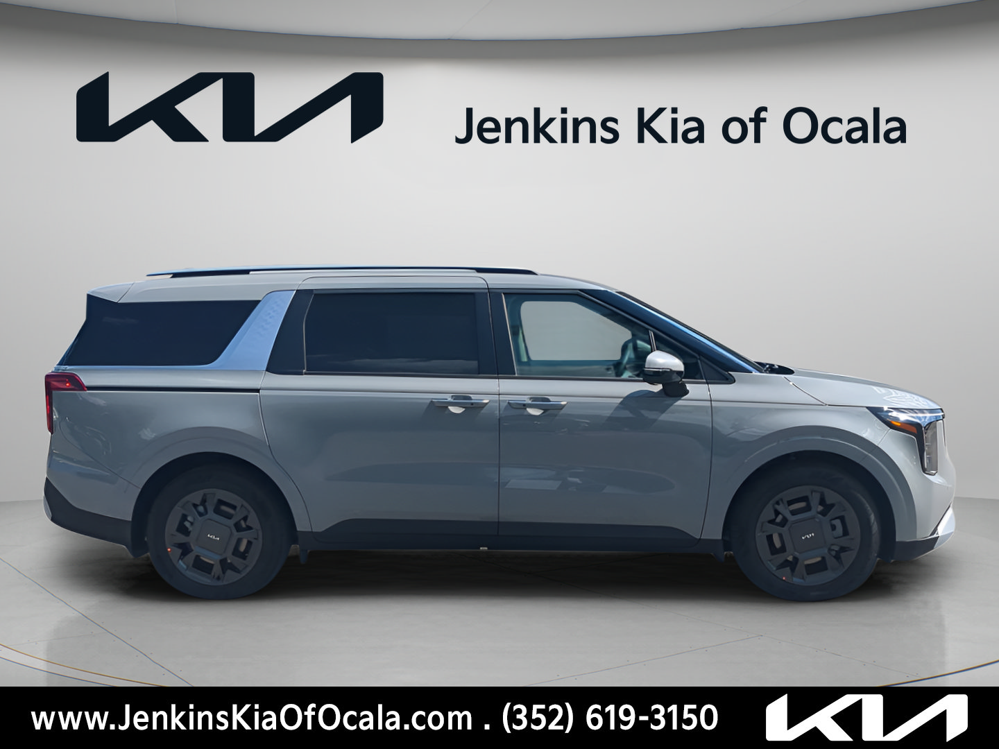 Certified 2026 Kia Carnival EX FWD image 2