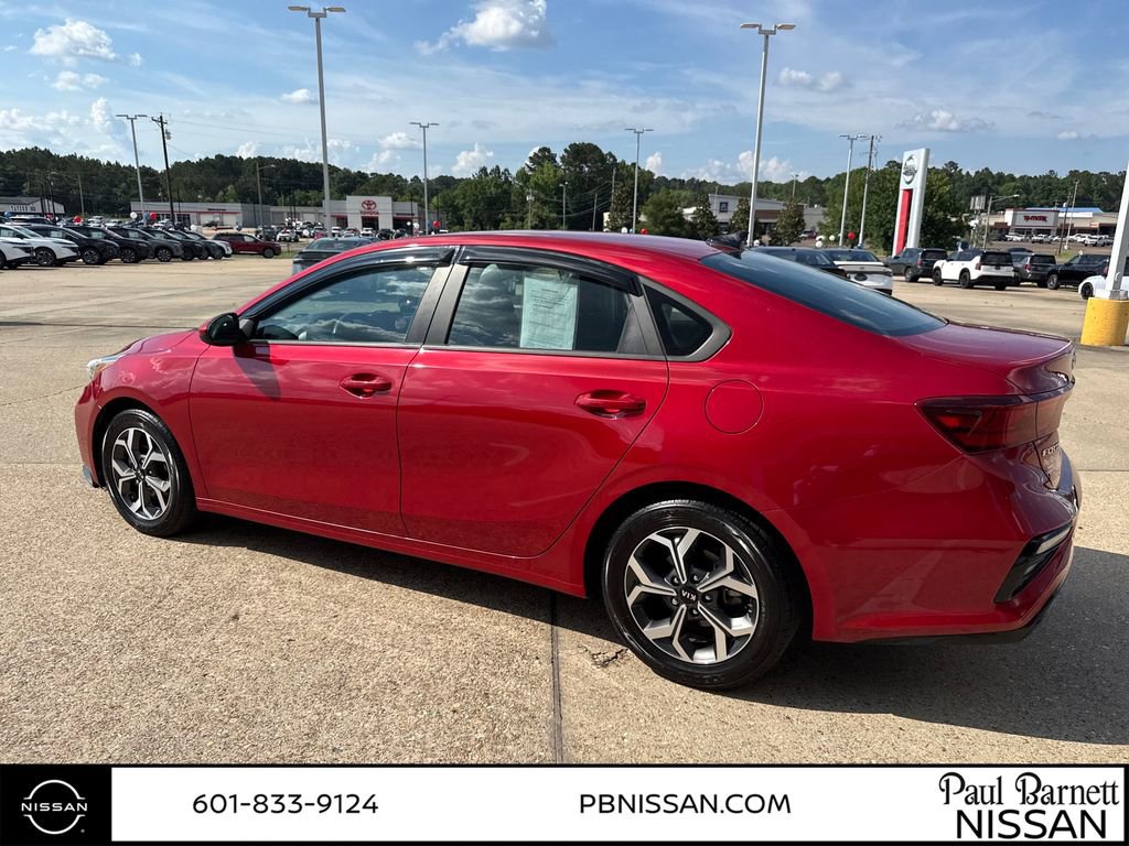 Used 2021 Kia Forte LXS FWD image 9
