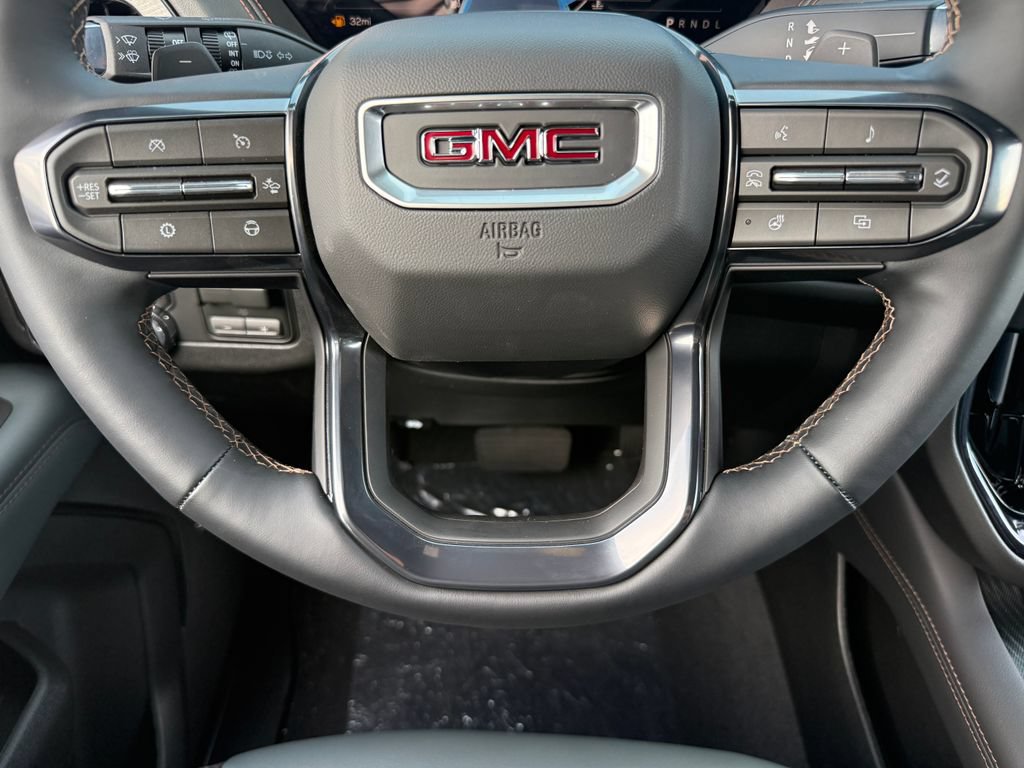 New 2026 GMC Yukon XL AT4 w/ AT4 Premium Plus Package AWD/4WD image 34