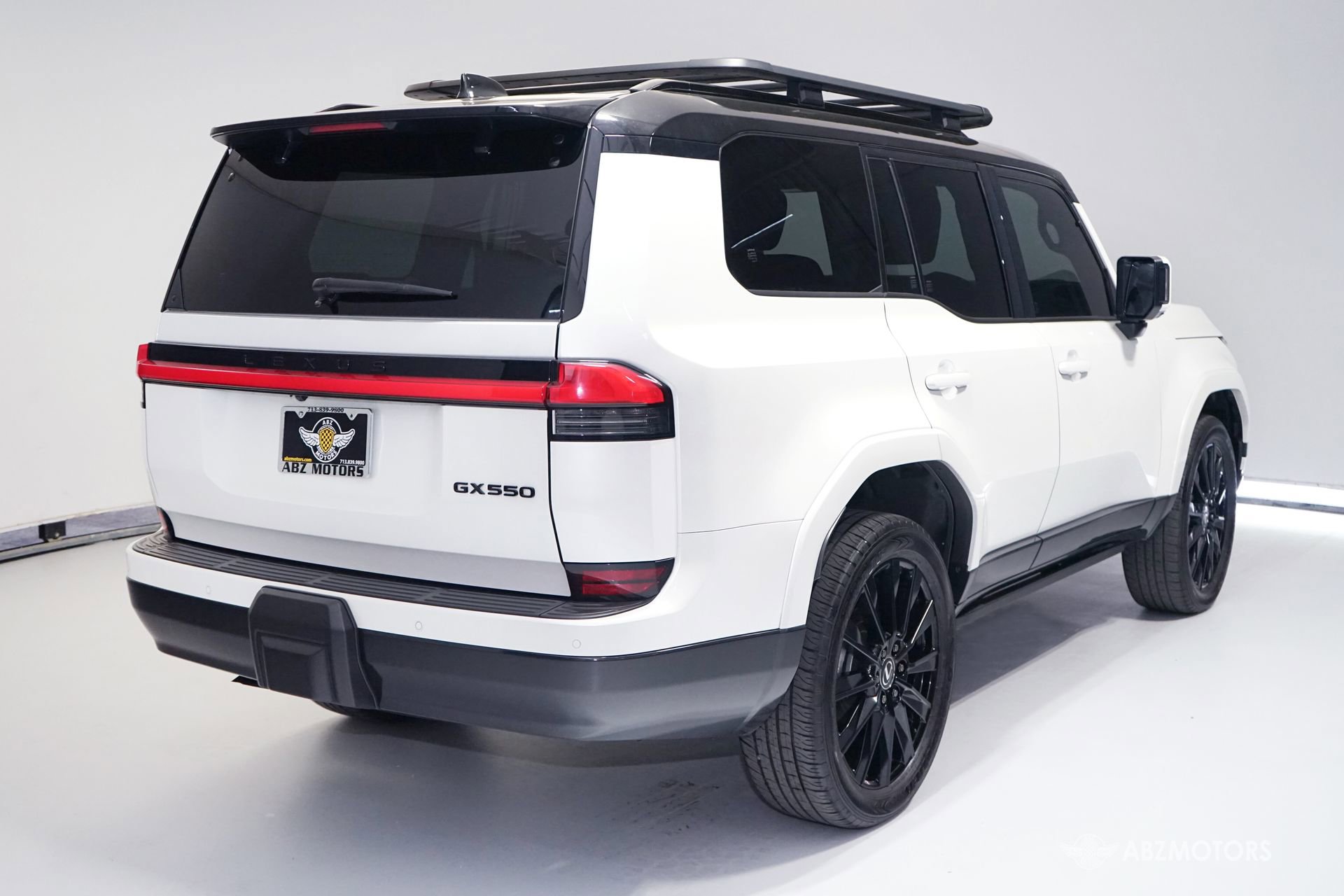 Used 2024 Lexus GX 550 w/ Accessory Package (31) image 6