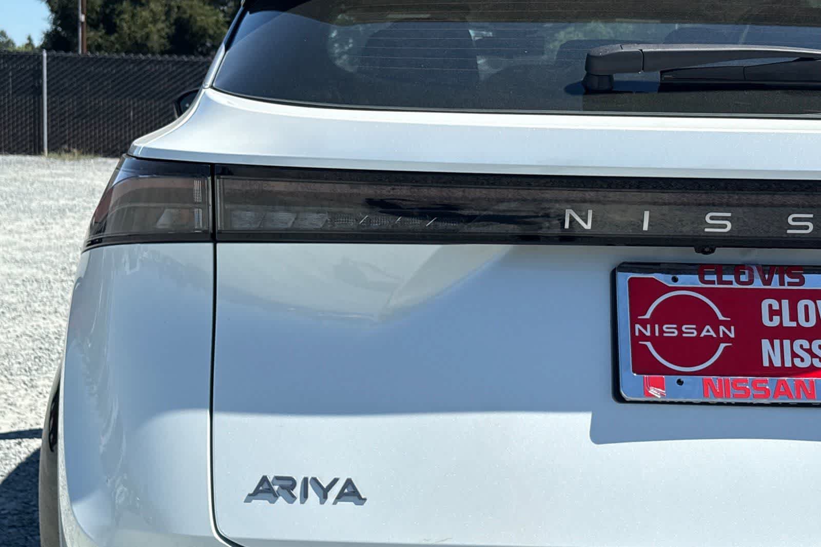 Used 2024 Nissan Ariya FWD image 13