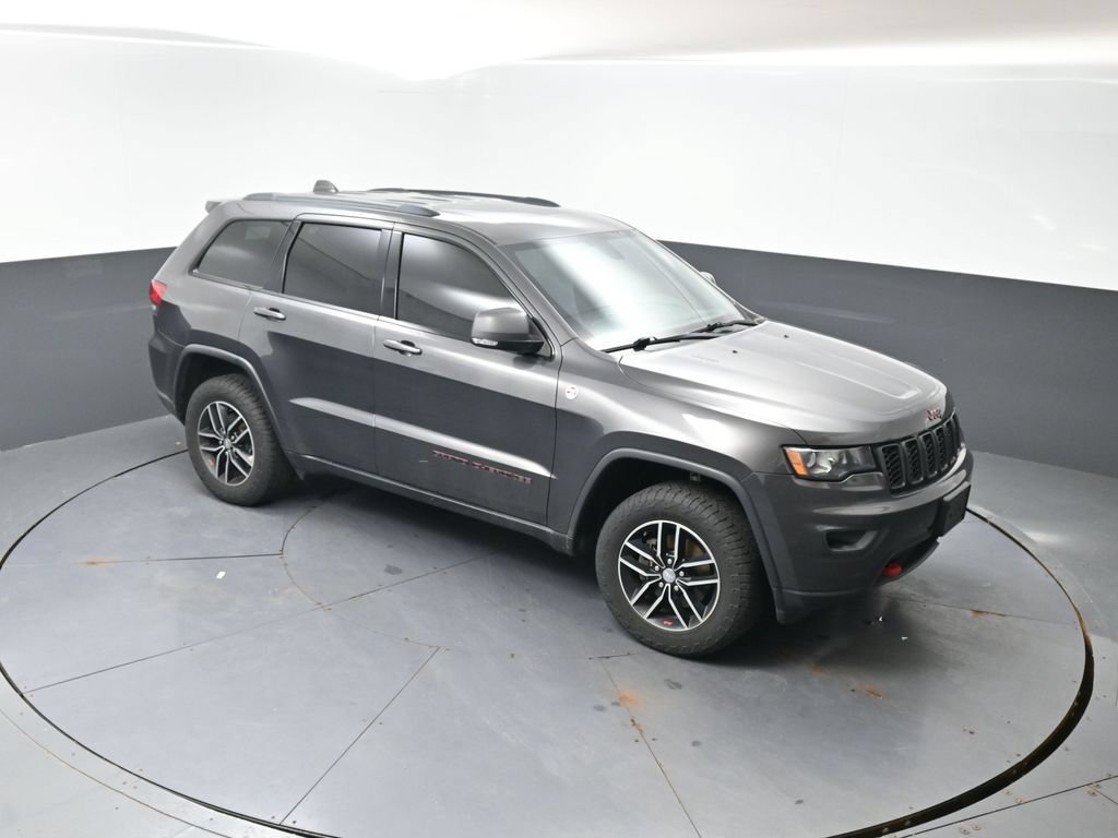 Used 2017 Jeep Grand Cherokee Trailhawk AWD/4WD image 17