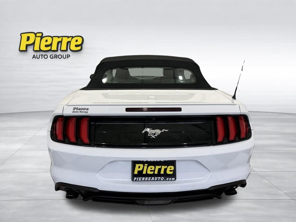 Used 2022 Ford Mustang Premium image 4