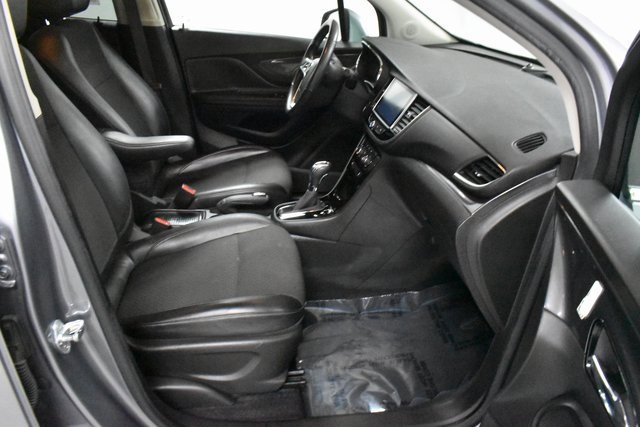 Used 2019 Buick Encore Sport Touring image 14