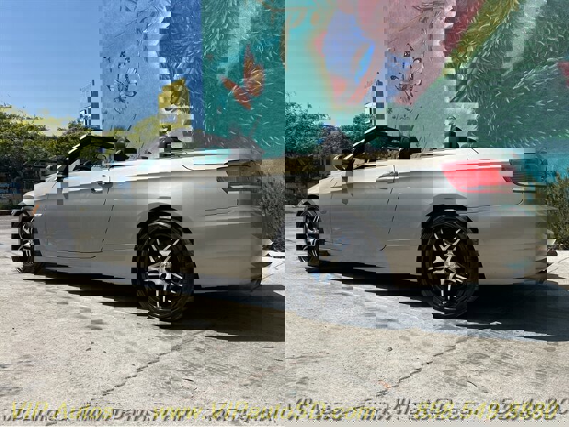 Used 2008 BMW 328i Convertible image 3