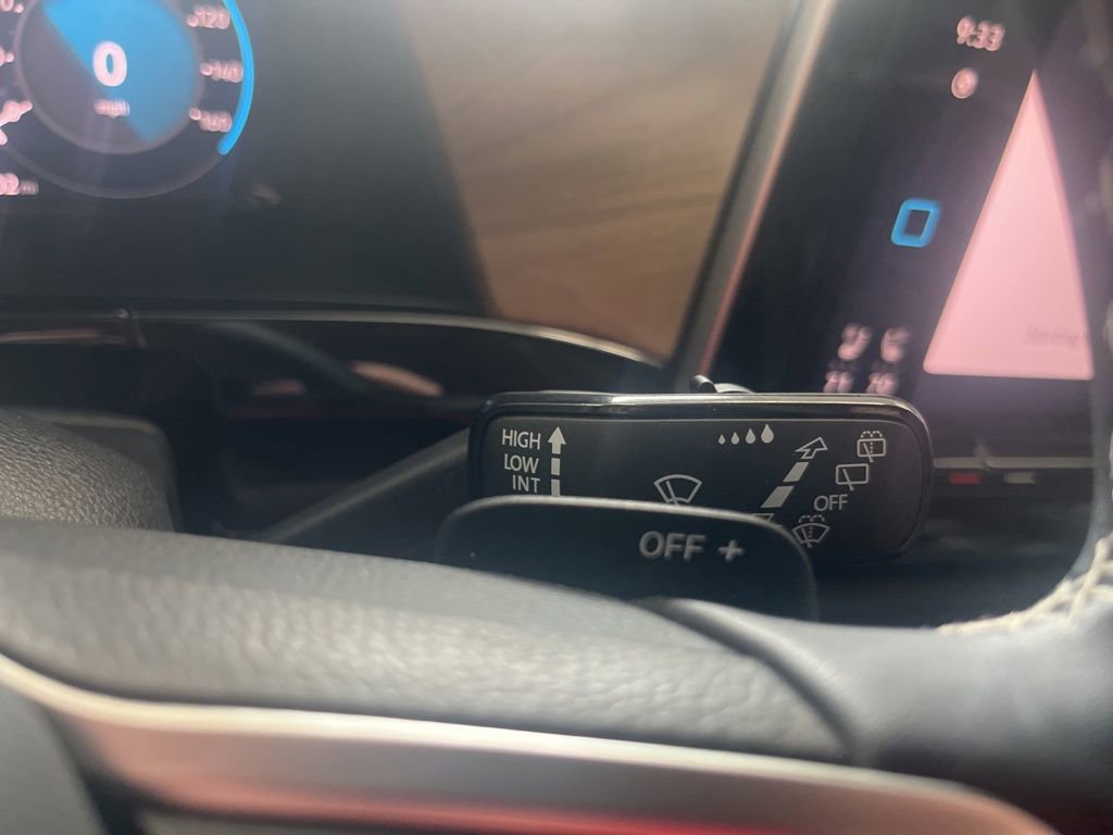 Certified 2025 Volkswagen Atlas SE AWD/4WD image 26