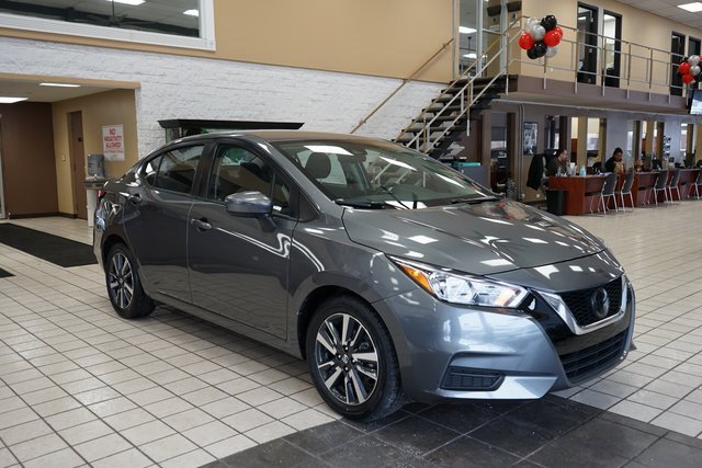 Used 2021 Nissan Versa SV image 17