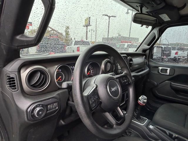 Used 2018 Jeep Wrangler Unlimited Sport image 16