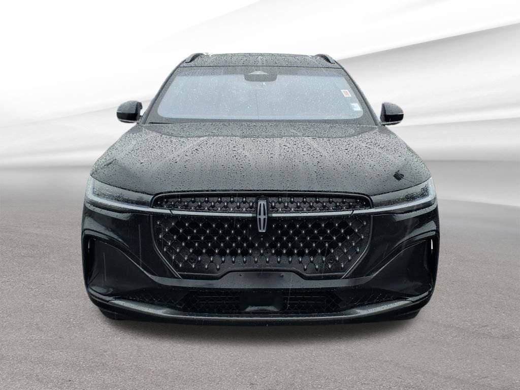 Used 2024 Lincoln Nautilus Reserve w/ Equipment Group 202A image 8