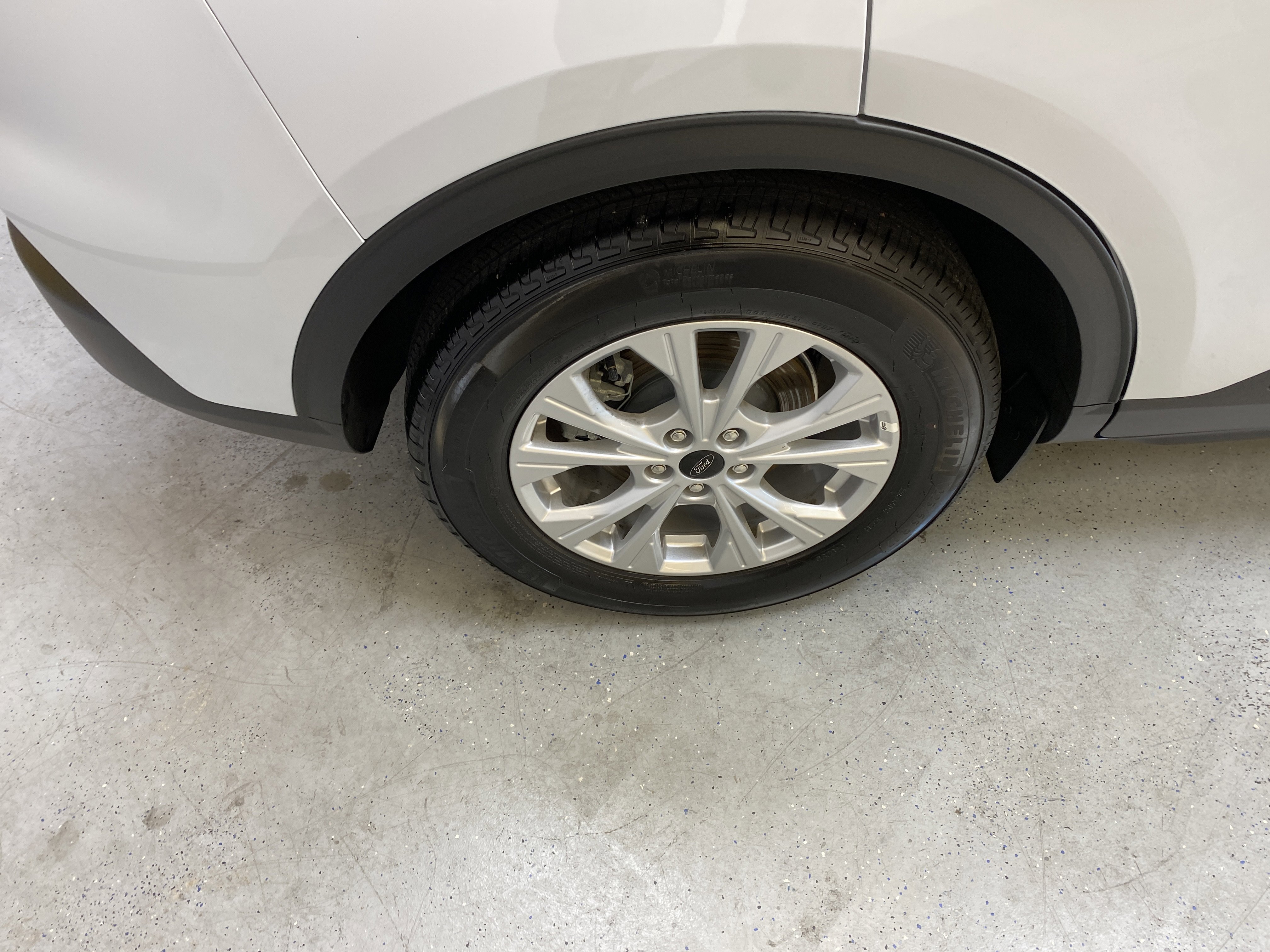 Used 2025 Ford Escape Active image 13