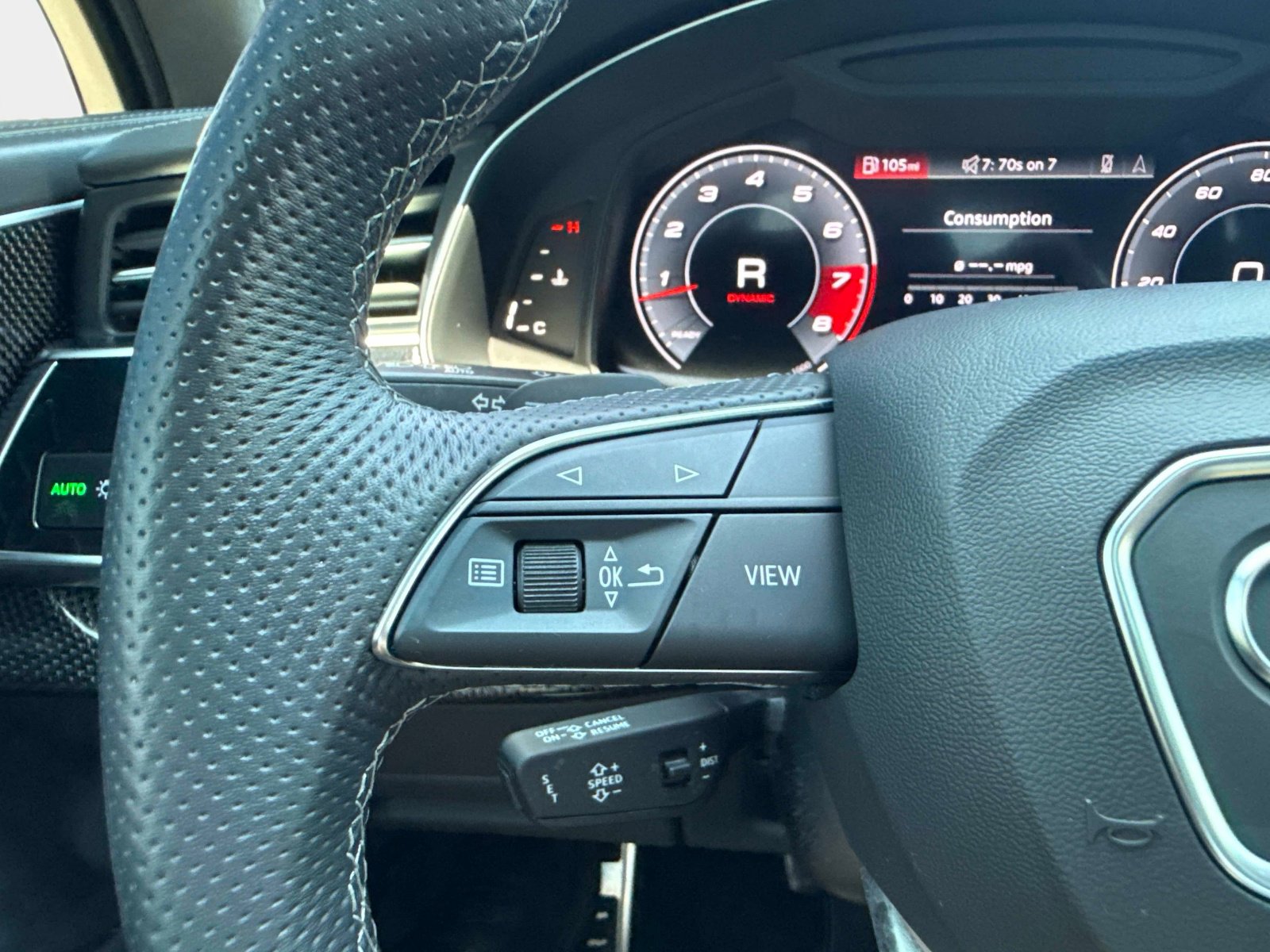 Used 2023 Audi SQ7 Prestige w/ Sport Package AWD/4WD image 28