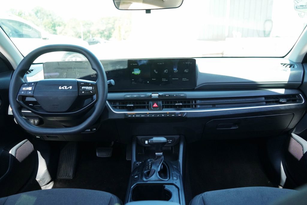 Used 2025 Kia K4 FWD image 8