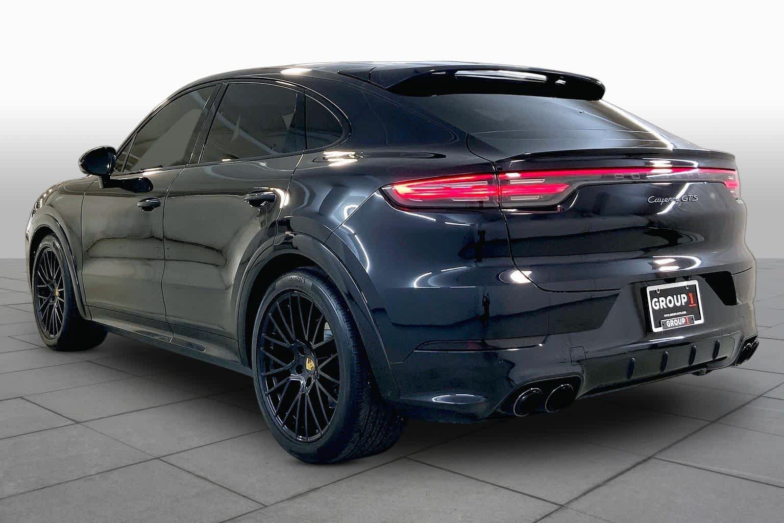 Used 2021 Porsche Cayenne GTS AWD/4WD image 11