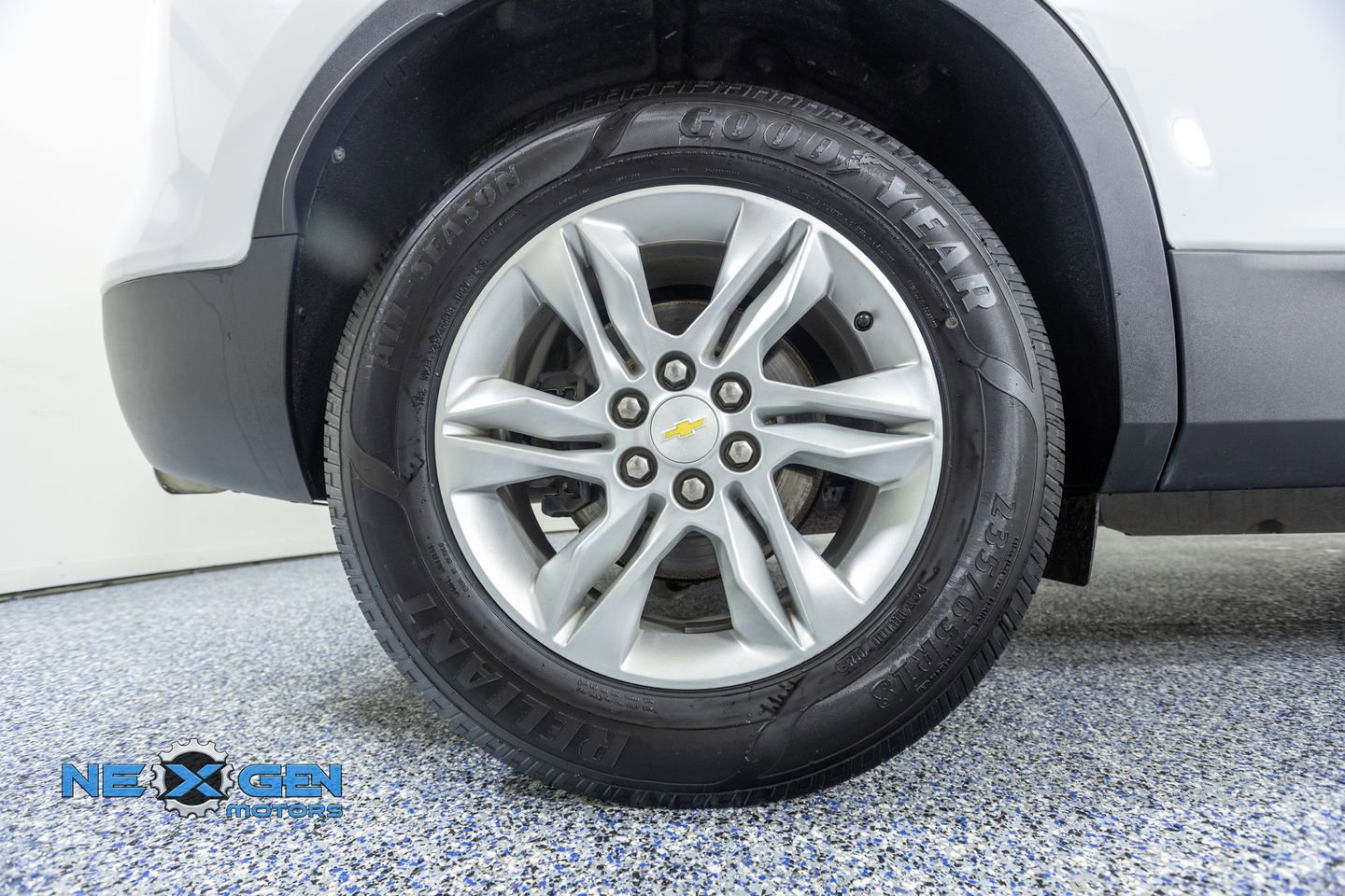 Used 2019 Chevrolet Blazer LT FWD image 42