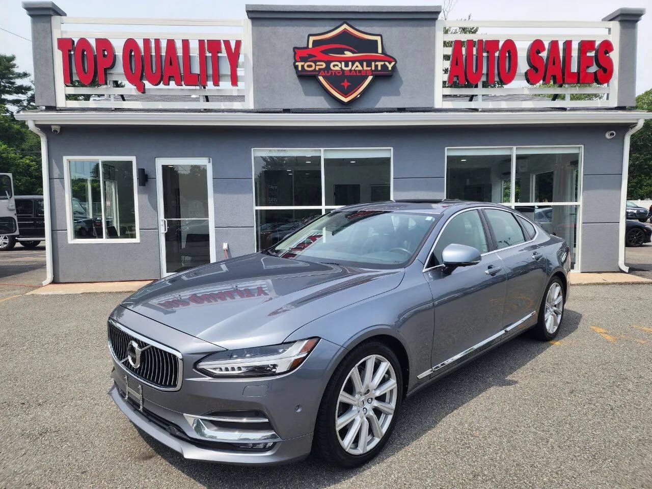 Used 2017 Volvo S90 T5 Inscription w/ Vision Package FWD image 1