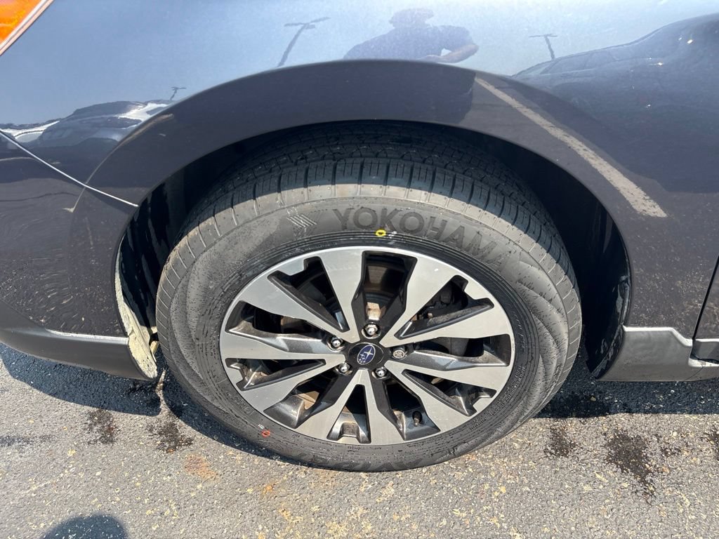 Used 2017 Subaru Outback 2.5i Limited AWD/4WD image 7