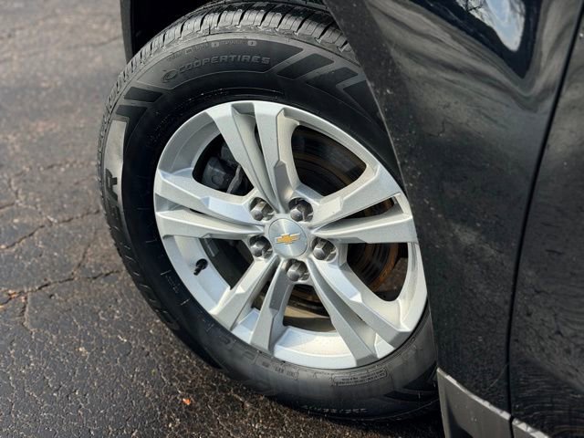 Used 2017 Chevrolet Equinox LS FWD image 25