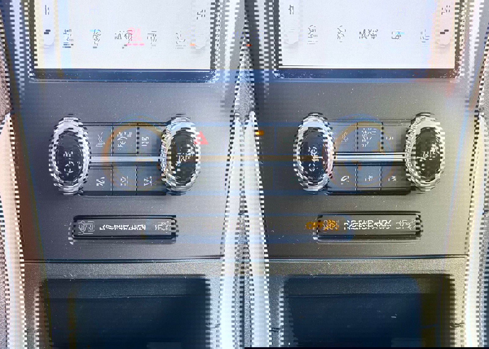 Certified 2024 Ford Edge SEL w/ Convenience Package image 42