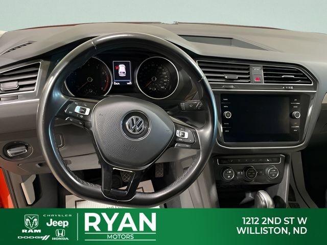 Used 2019 Volkswagen Tiguan SE FWD image 16