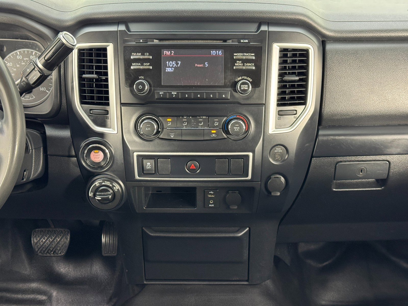 Used 2018 Nissan Titan S w/ S Utility Package image 19