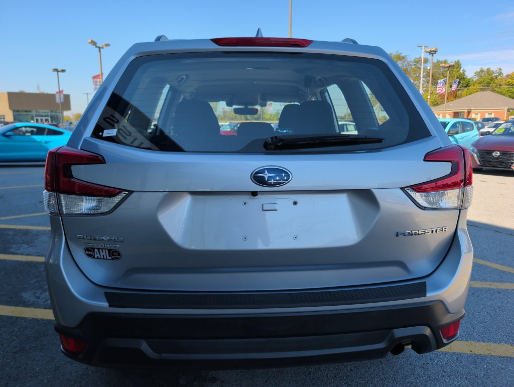 Used 2021 Subaru Forester AWD/4WD image 6