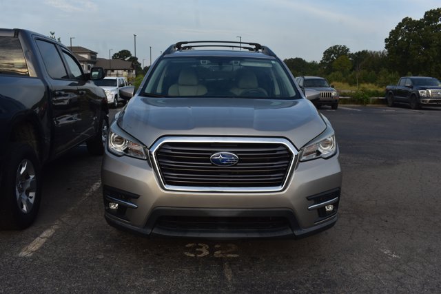 Used 2020 Subaru Ascent Limited w/ Technology Package AWD/4WD image 2