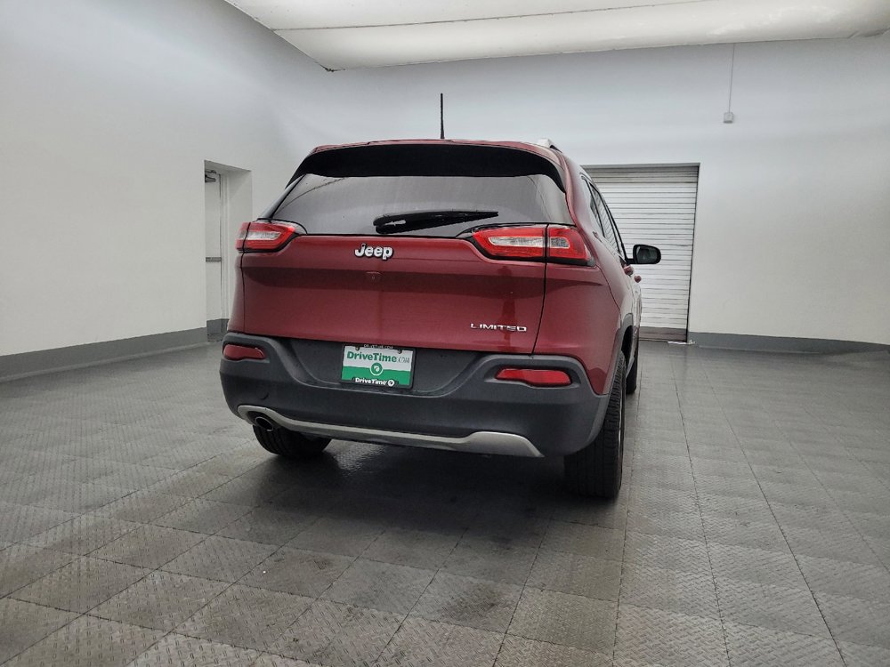Used 2016 Jeep Cherokee Limited image 7