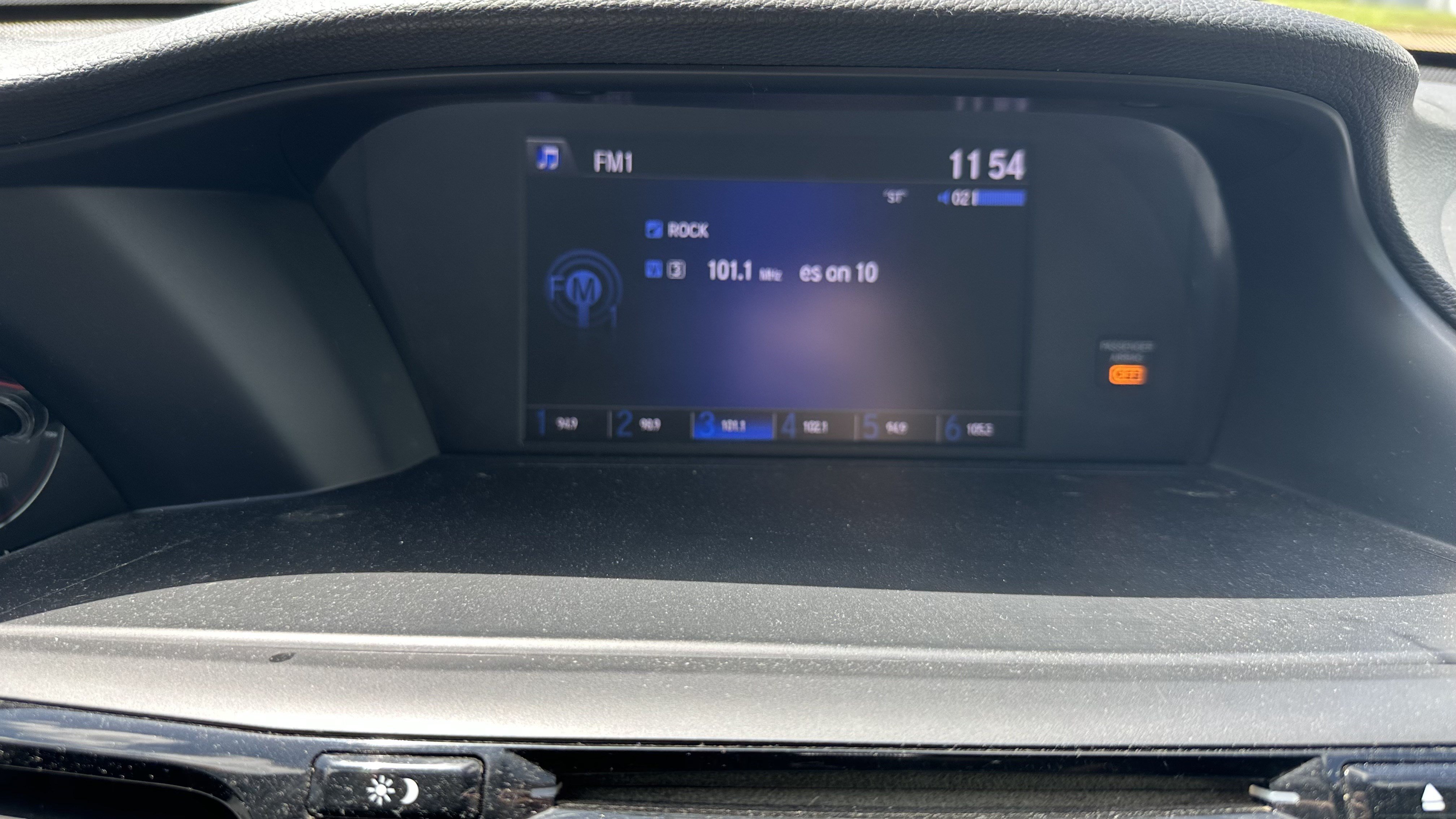 Used 2017 Honda Accord Sport image 24