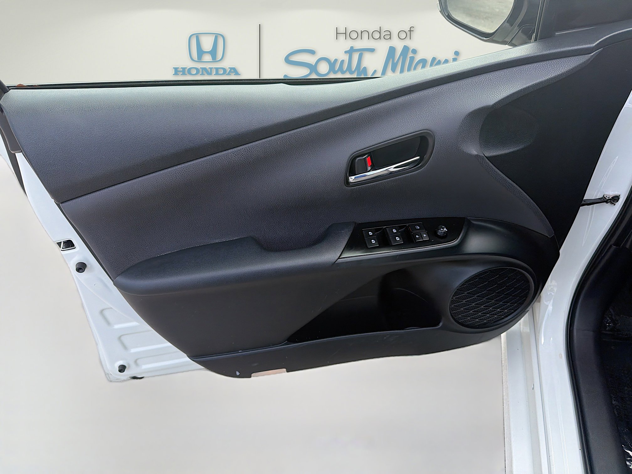 Used 2016 Toyota Prius Two image 20