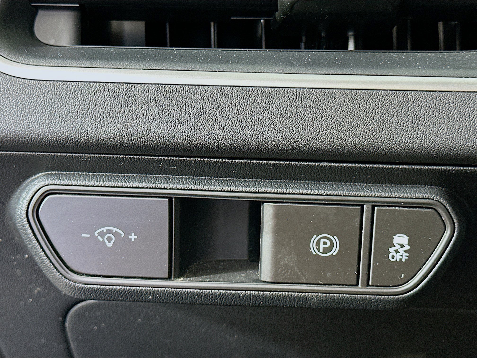 Used 2025 Kia K4 FWD image 17