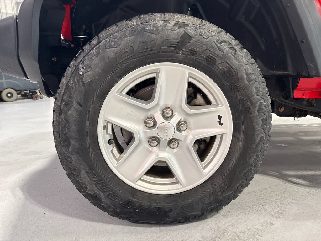 Used 2020 Jeep Gladiator Sport w/ Quick Order Package 24S AWD/4WD image 42