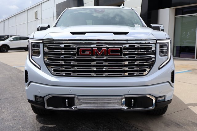 New 2026 GMC Sierra 1500 Denali image 2