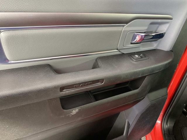 Used 2022 RAM 1500 Classic SLT image 21