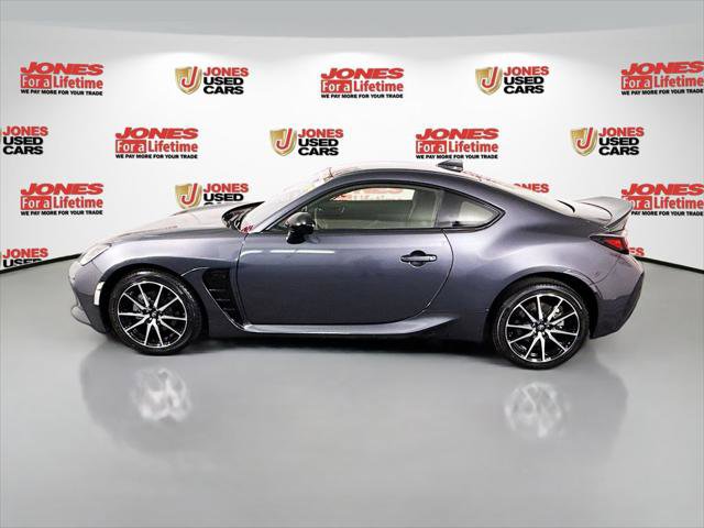 Certified 2023 Toyota GR86 w/ ALL Weather Mat Package (TMS) RWD image 14