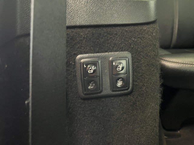 Used 2012 Mercedes-Benz GL 450 4MATIC image 39